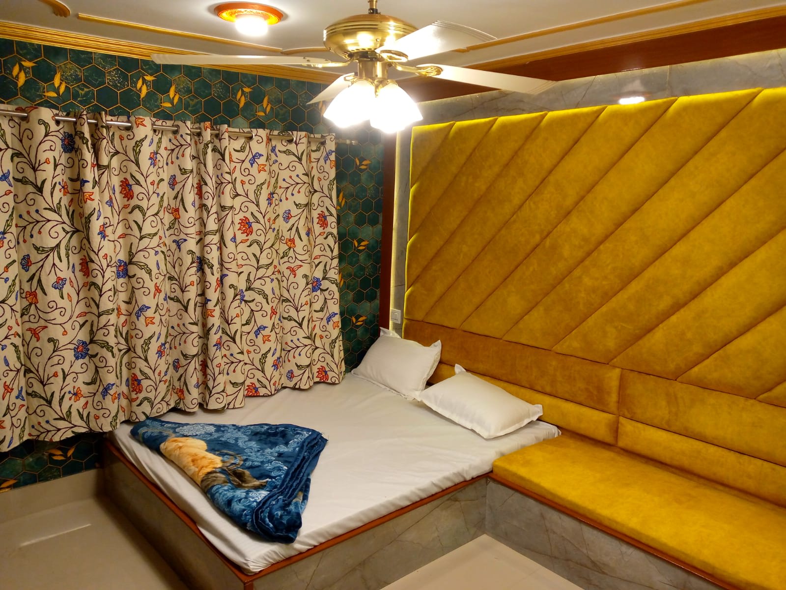 Photos
