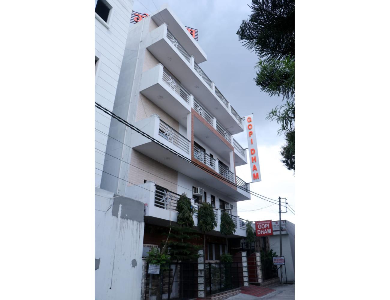 Photos