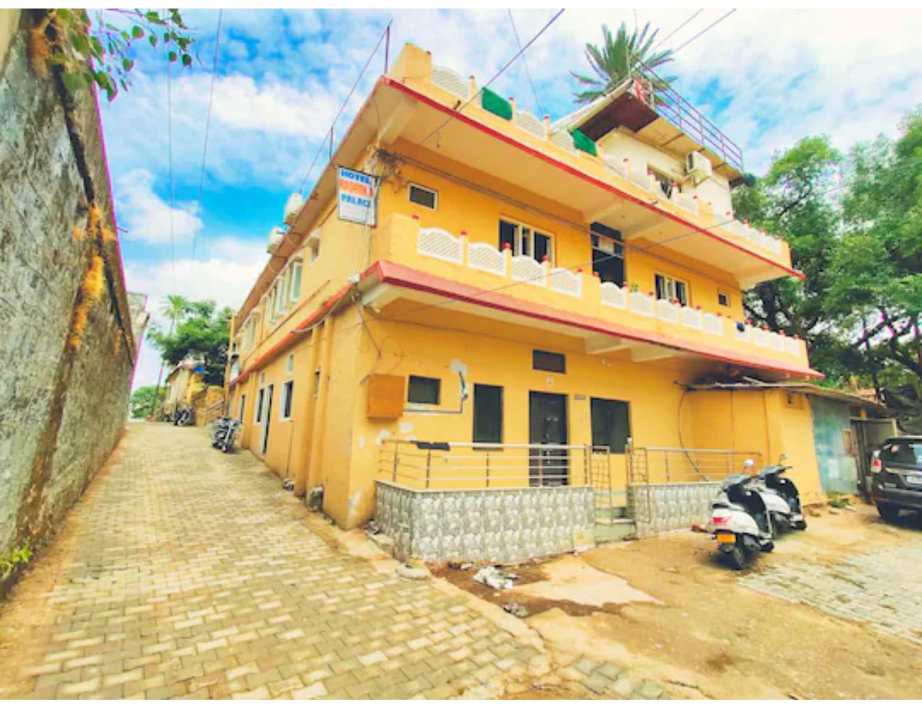 Hotel Radhika Palace — photo 1