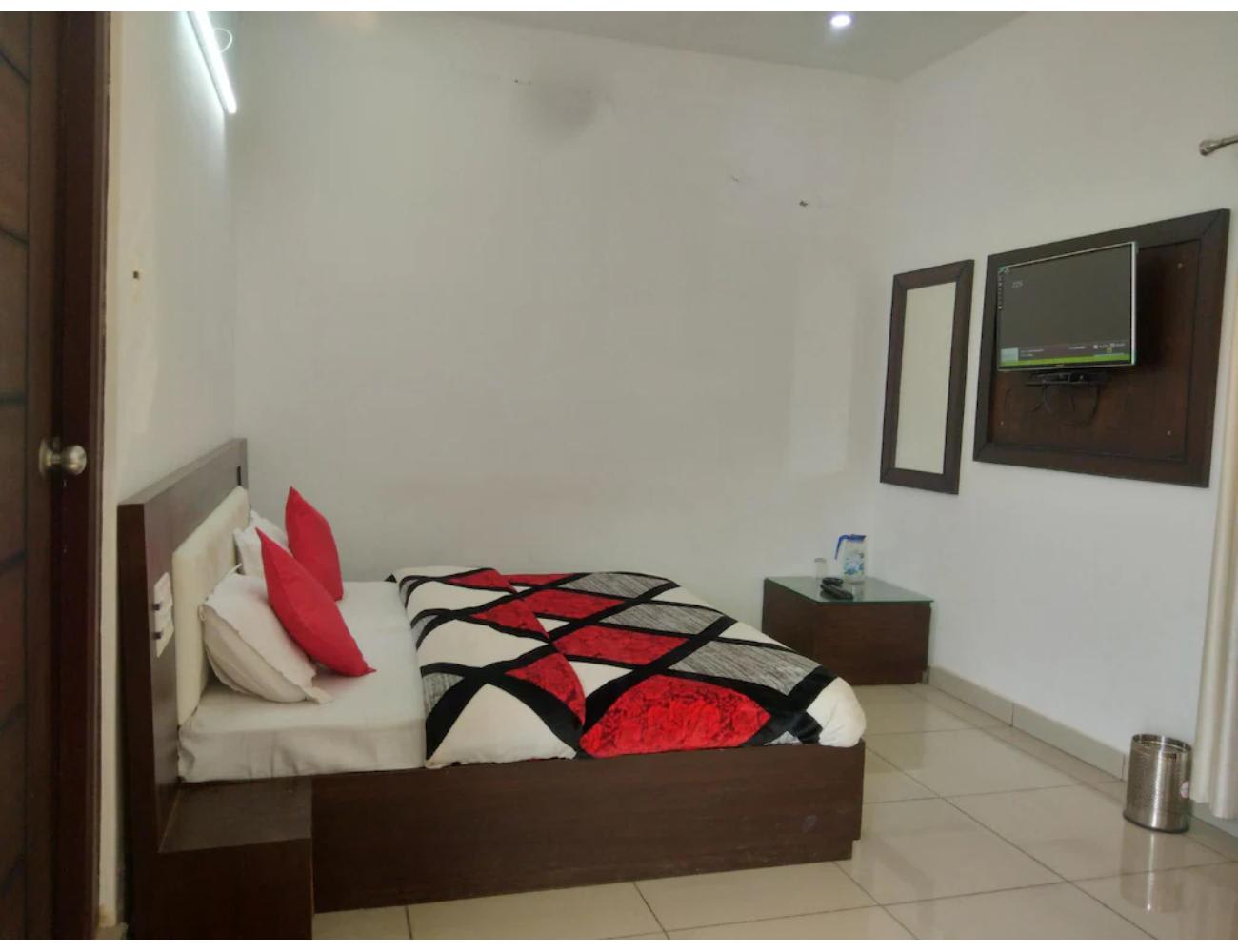 Photos