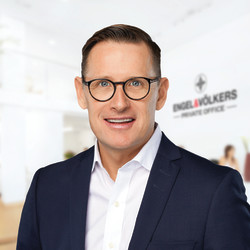 John King Profile Picture, Go to agent's profile.