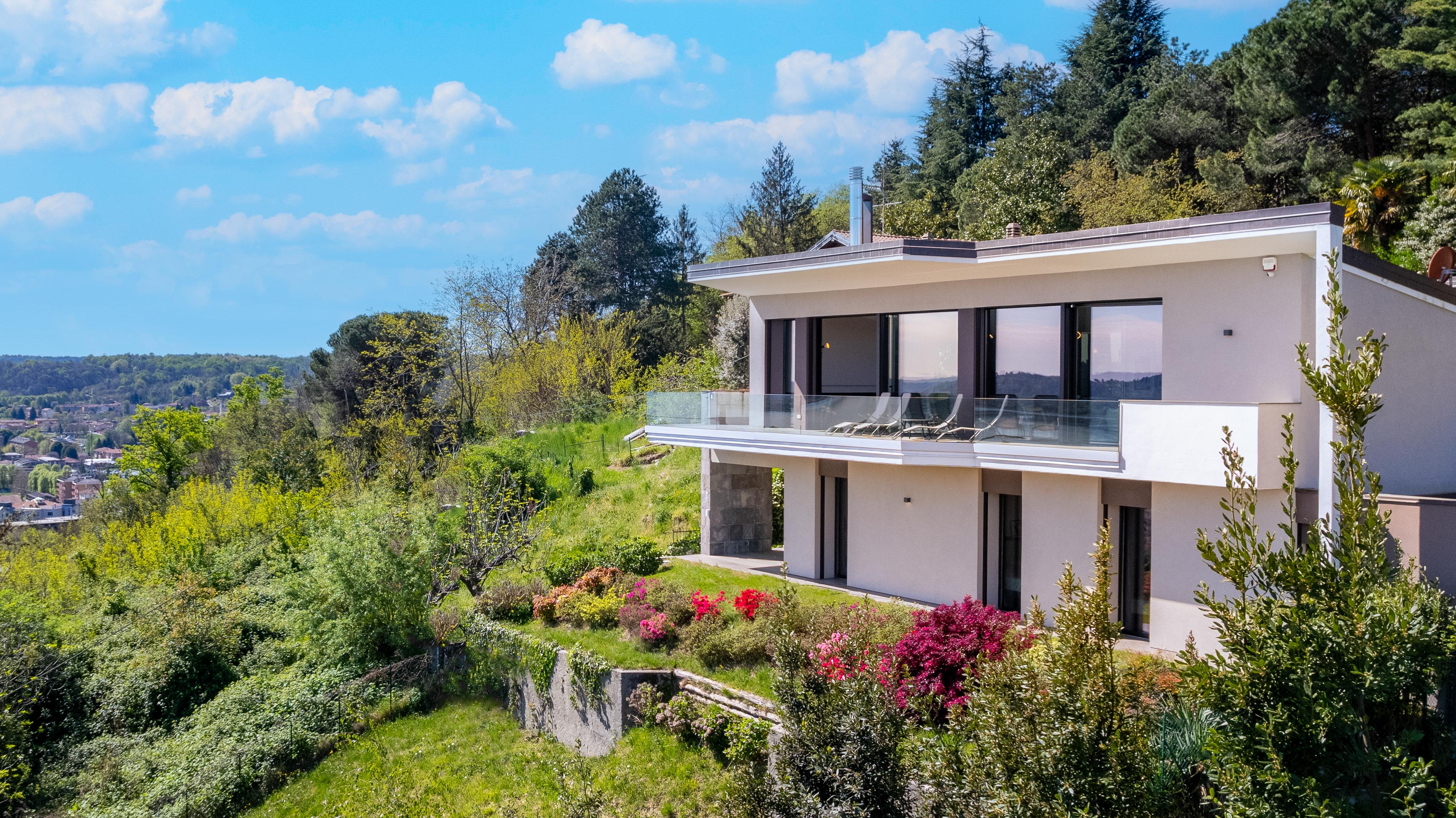 Arona, Italy Luxury Real Estate Property Engel & Völkers