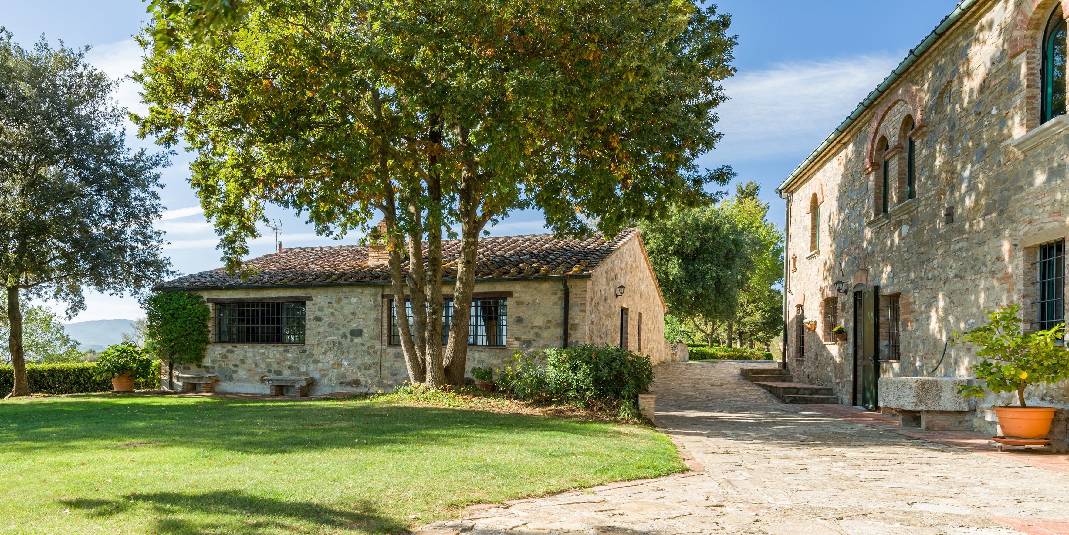 Casole d'Elsa, Italy Luxury Real Estate Property Engel & Völkers