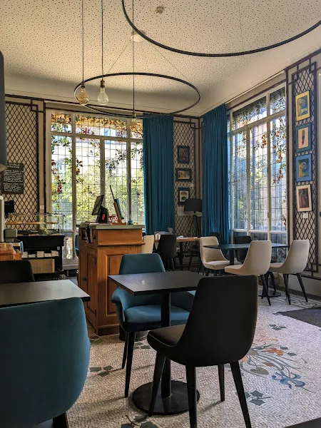 <span class="translation_missing" title="translation missing: en.french_classes.suburb.stgermain.coffee-shops.list.item1.alt">Alt</span>