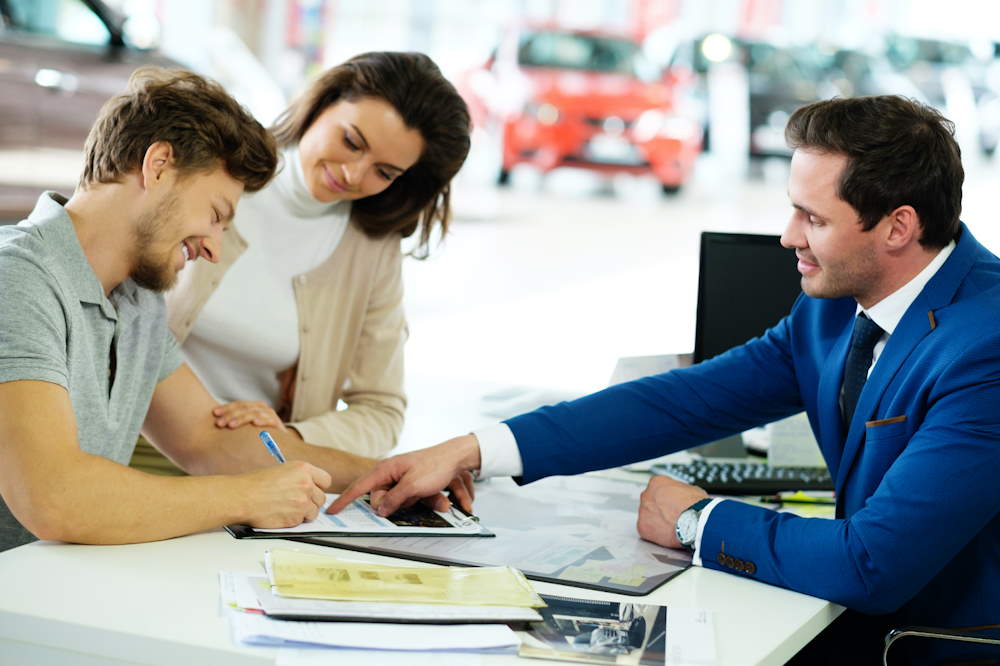 Bank refinancing a car loan for its clients