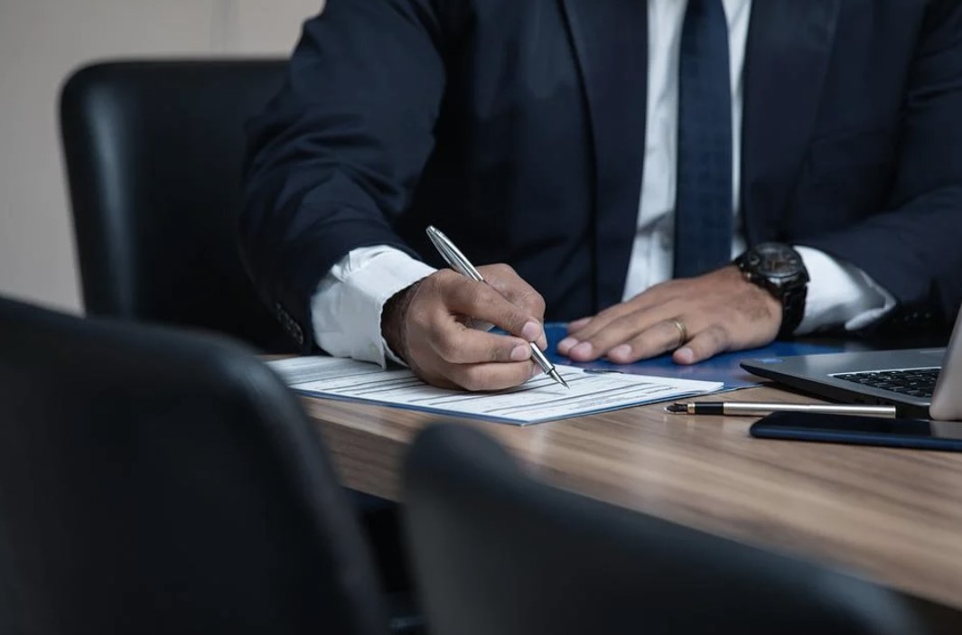 Signing a lower car payment