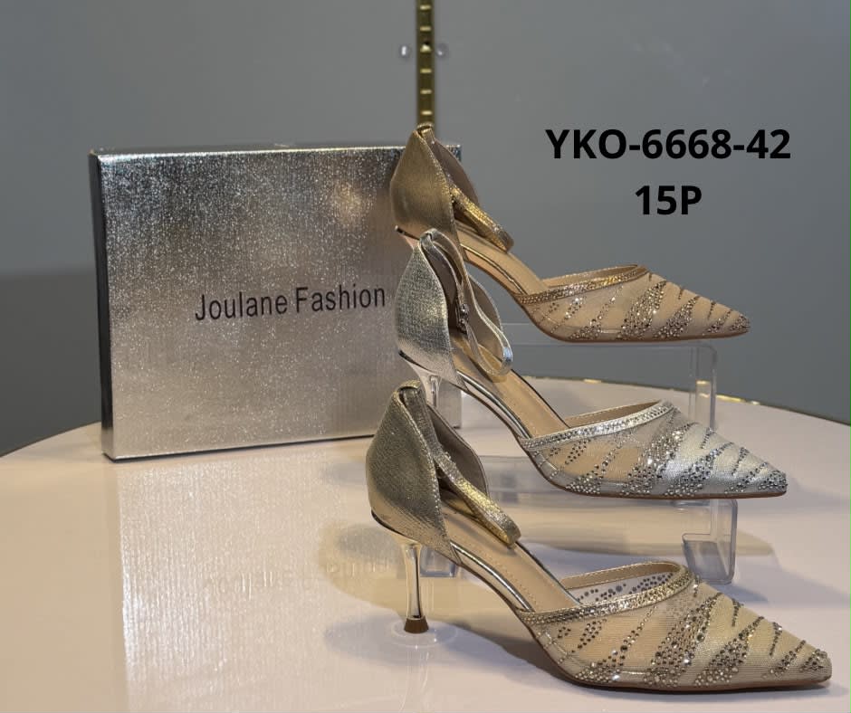 YKO-6668-42 — حذاء سهرة مدبب بخطوط لامعة وحزام كاحل