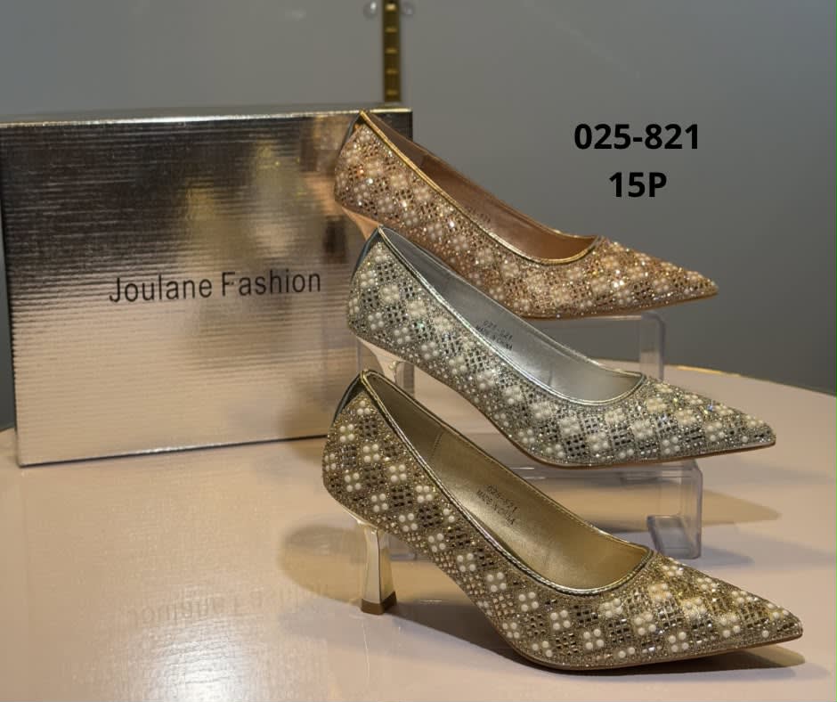 025-821 — Escarpin femme pointu à strass ronds en relief et talon transparent