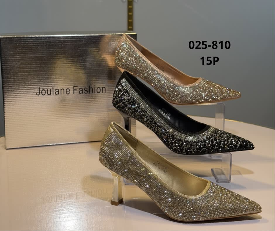 025-810 — Escarpin femme pointu à strass dispersés et talon fin