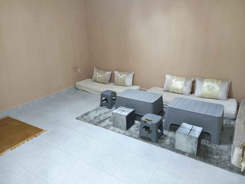 Maison familiale avec terrasse aménagée 17