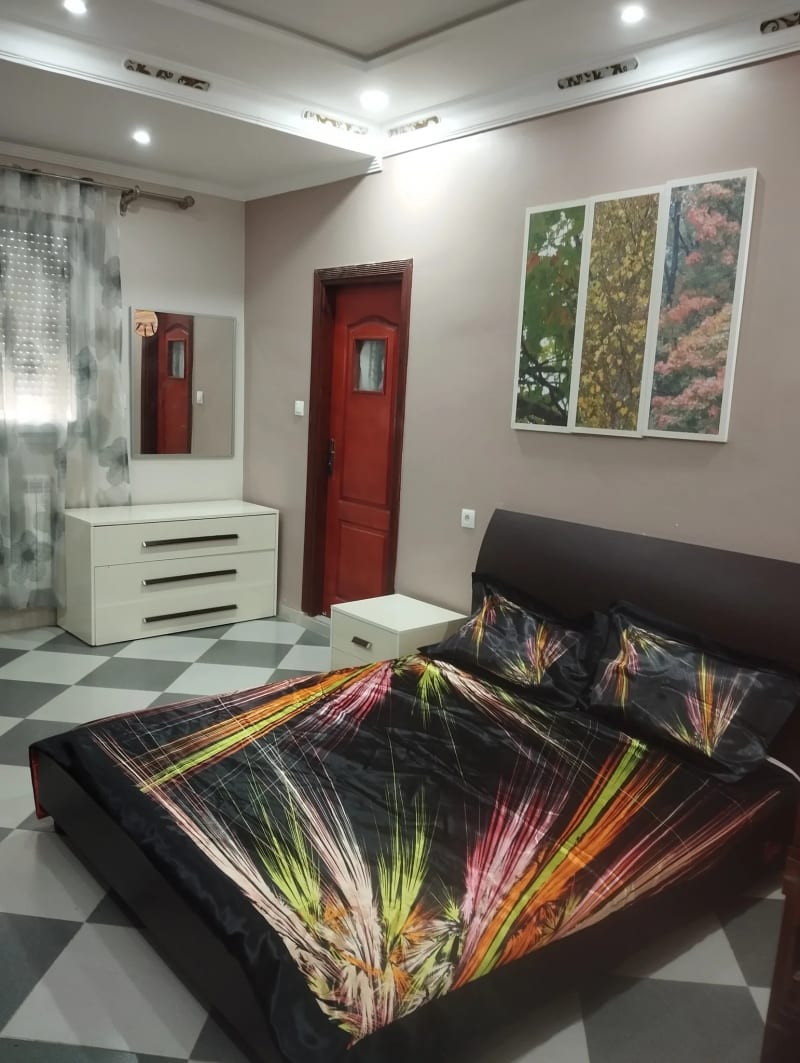 Location appartement  3