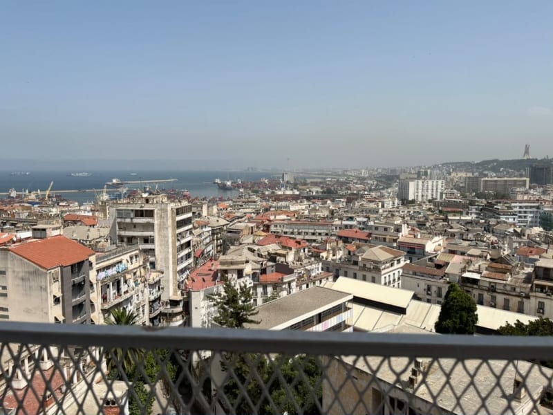 Apparemment Baie d'Alger 10