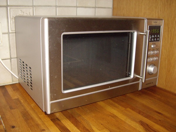 LG 25L Solo Microwave MS2043 (2023)