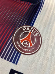 Paris Saint-Germain Away Kit 26/27 Season thumbnail 2