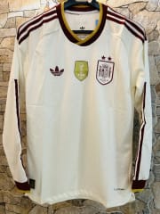 Spain Away Kit Full Sleeve (2 Star) With Champion Badge thumbnail 1