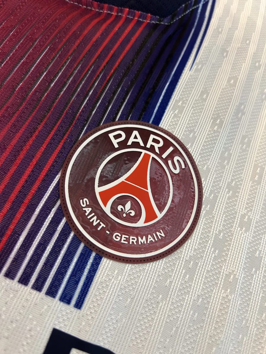 Paris Saint-Germain Away Kit 26/27 Season image 2