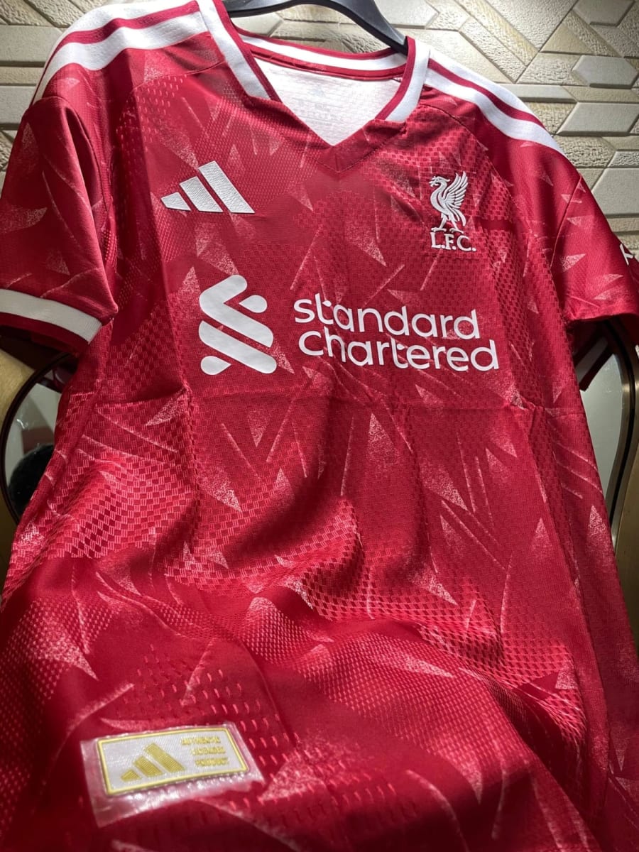 Liverpool Home Kit 26/27 Season image 4