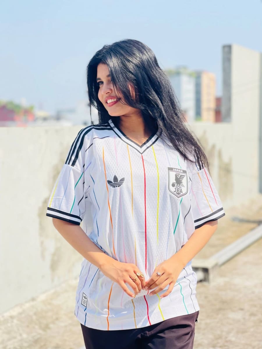 Japan Away Kit image 1