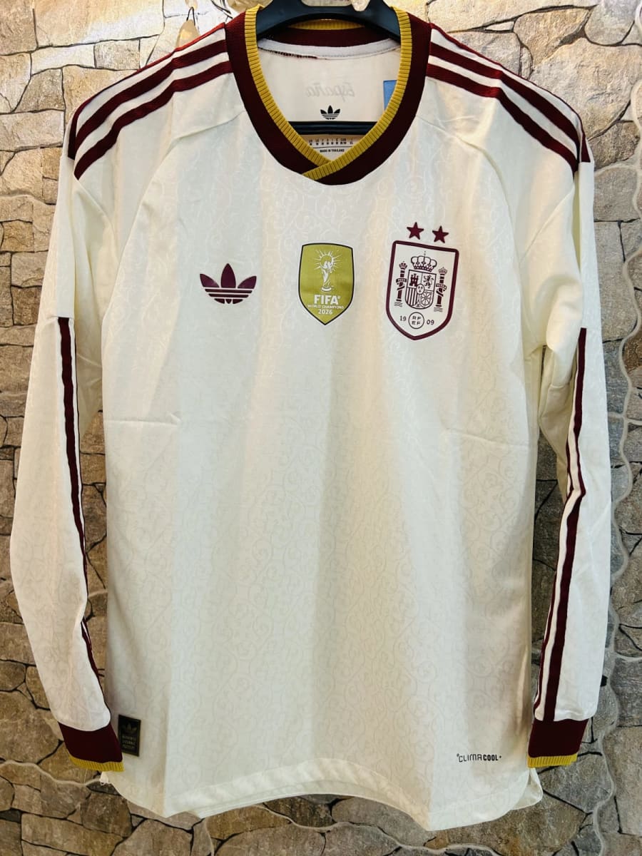 Spain Away Kit Full Sleeve (2 Star) With Champion Badge image 1