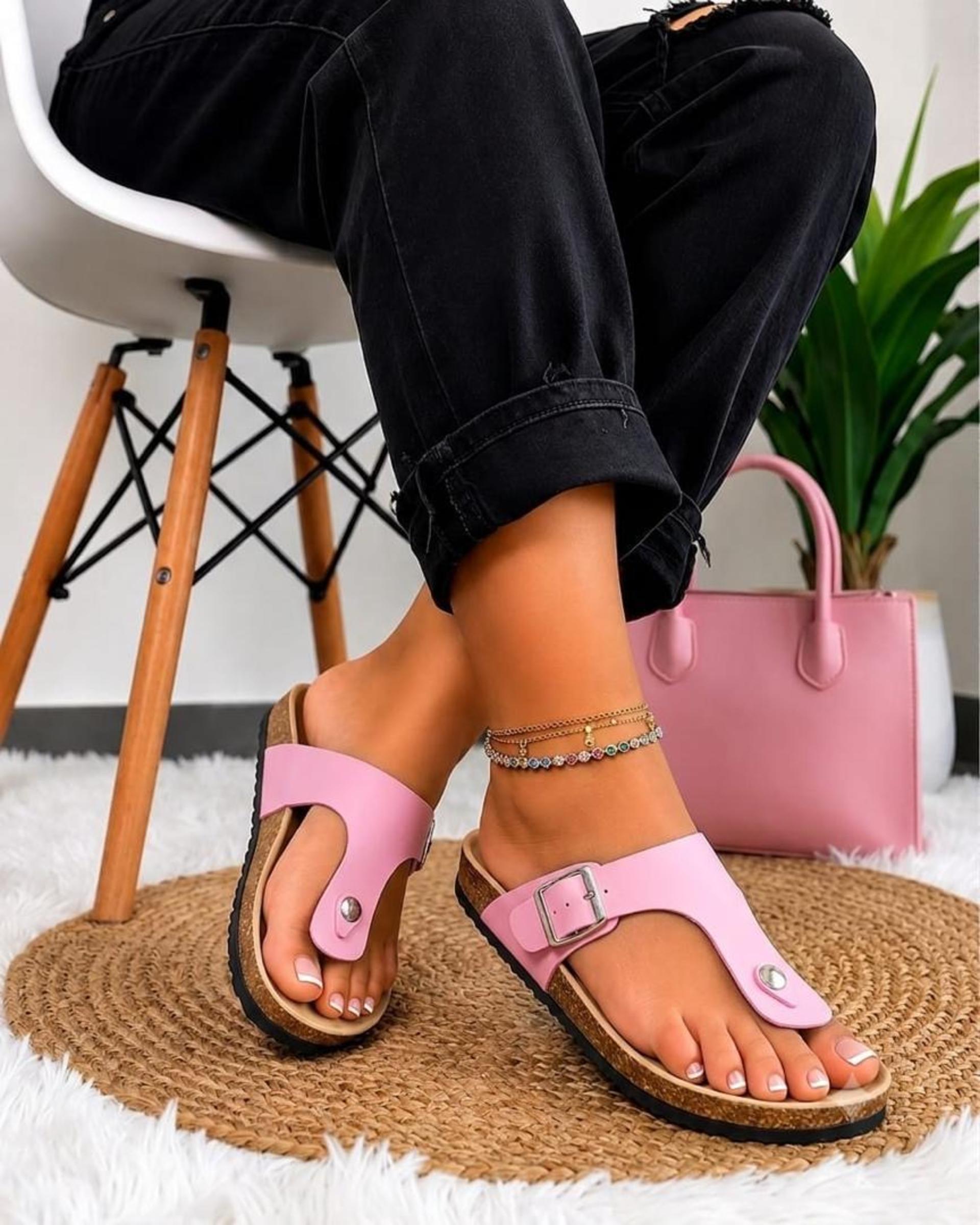 Zara female pam