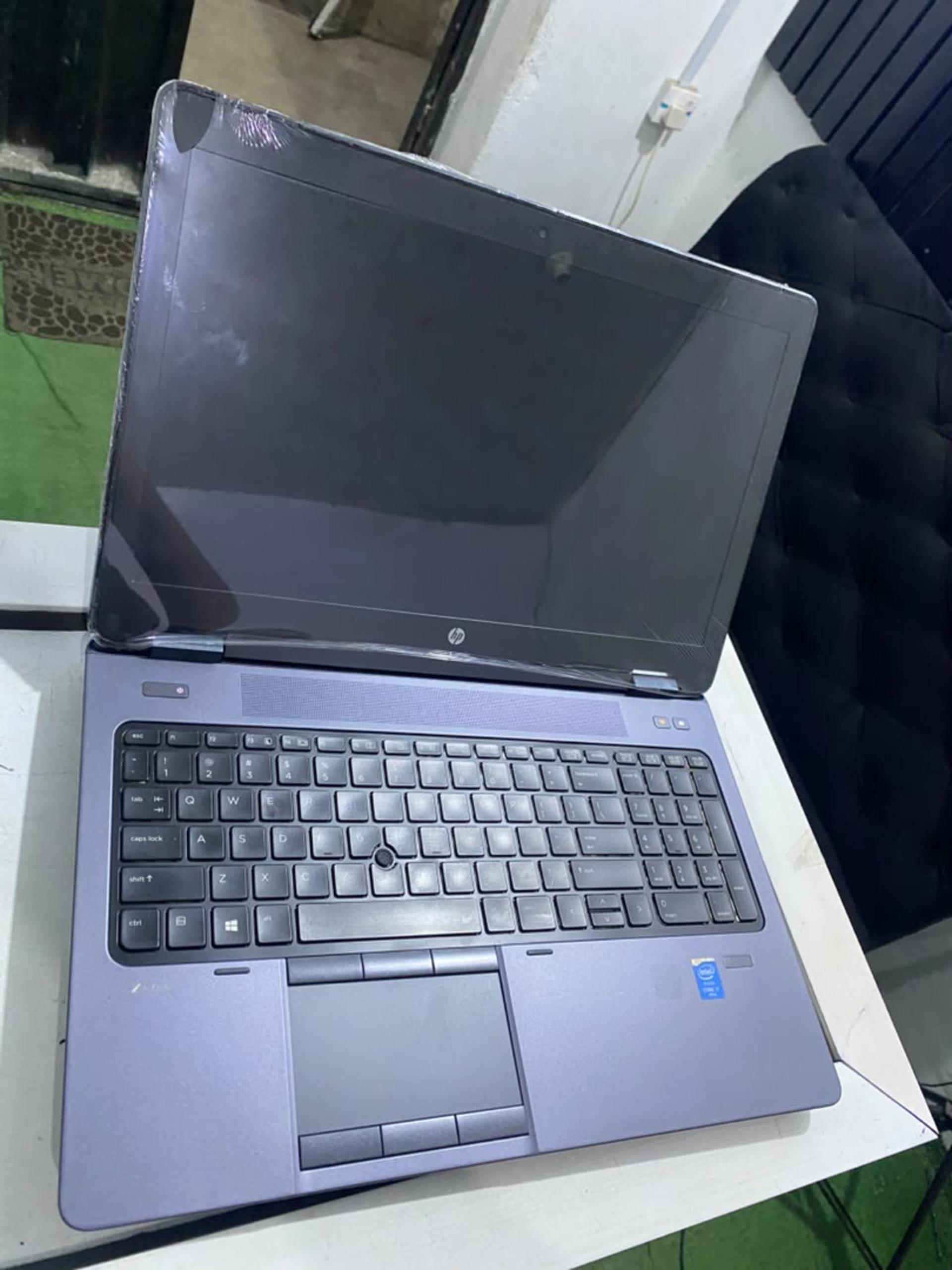 Laptop