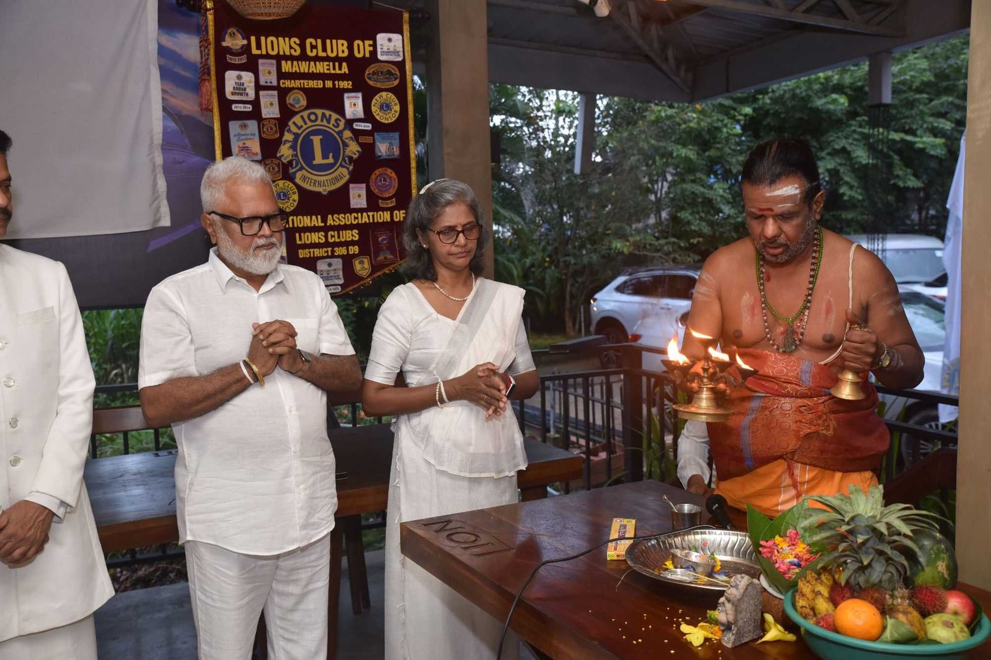 Distributing of 50 Spectacles photo 3