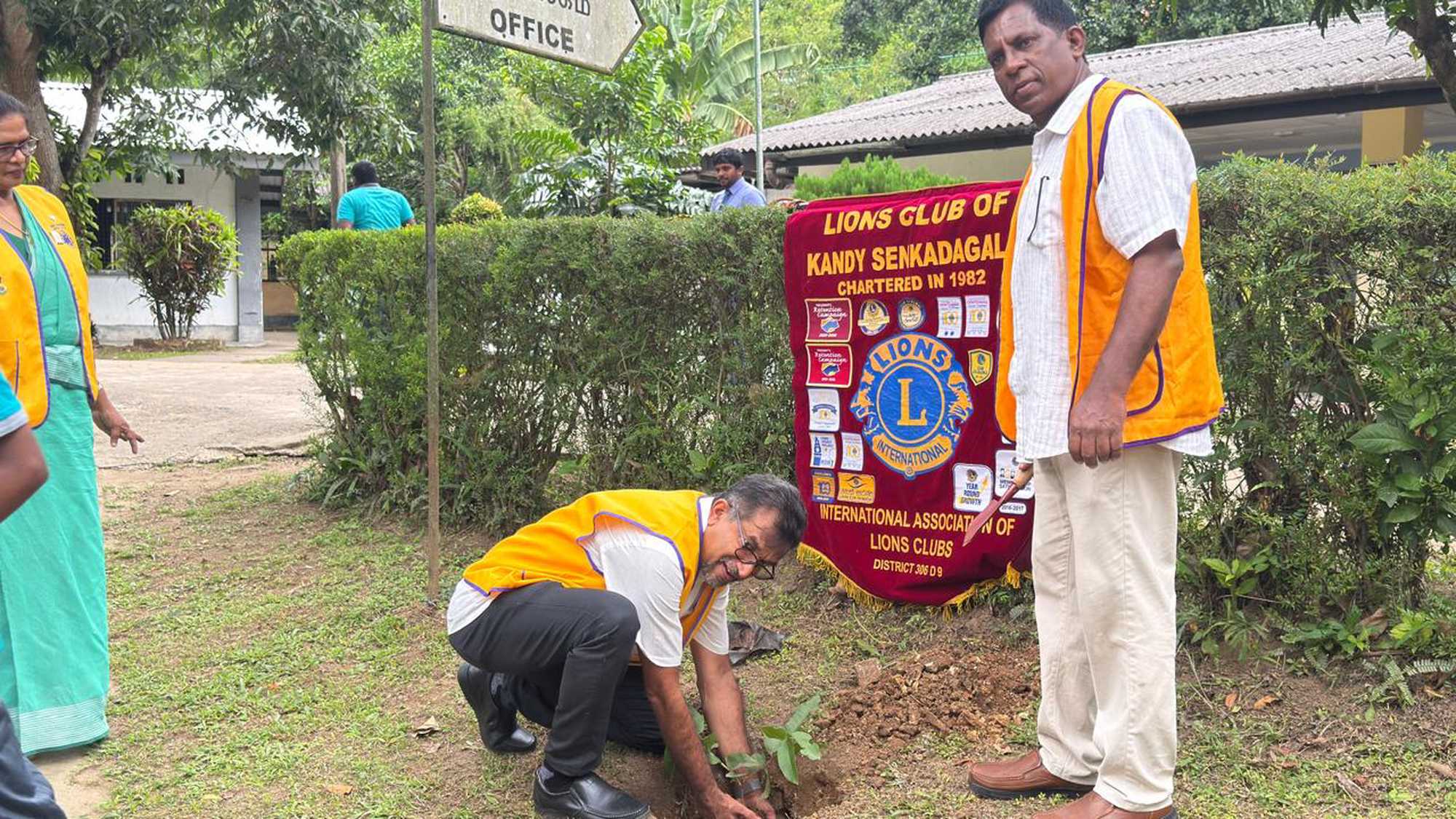 Tree planting programme in the different abel school in Kandy photo 3