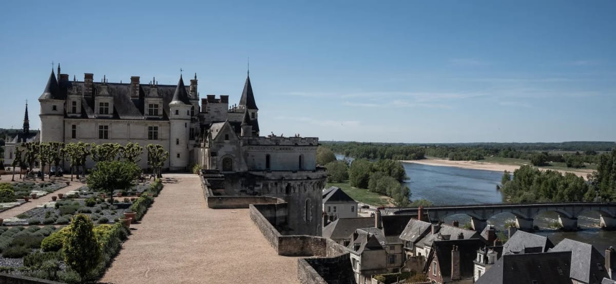 Le Château royal d'Amboise et la Loire, voisins immédiats du Relais d'Amboise