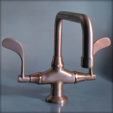 Sonoma Forge Wn Sq Fx Wingnut Deck Mount Faucet With Fixed