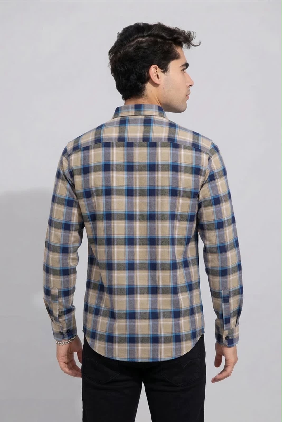 box shirt view 3
