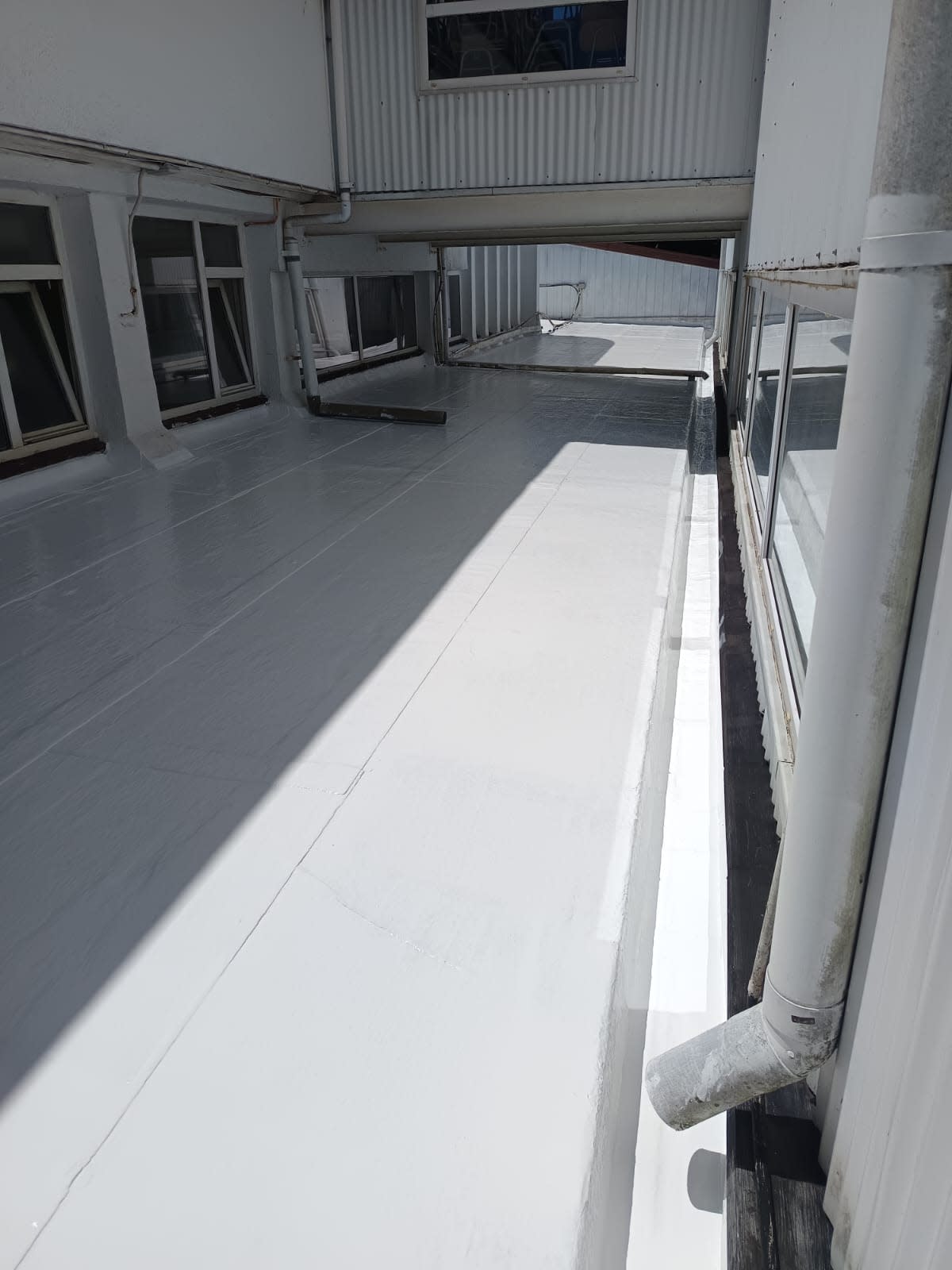 Terraza impermeabilizada en Colegio Alemán de Valdivia