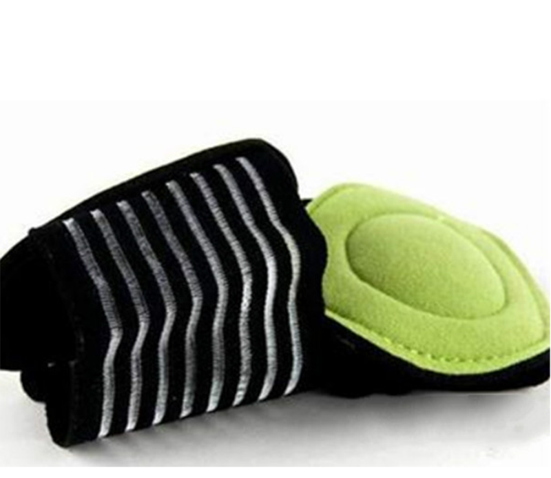 Green and black cushioned arch support bands