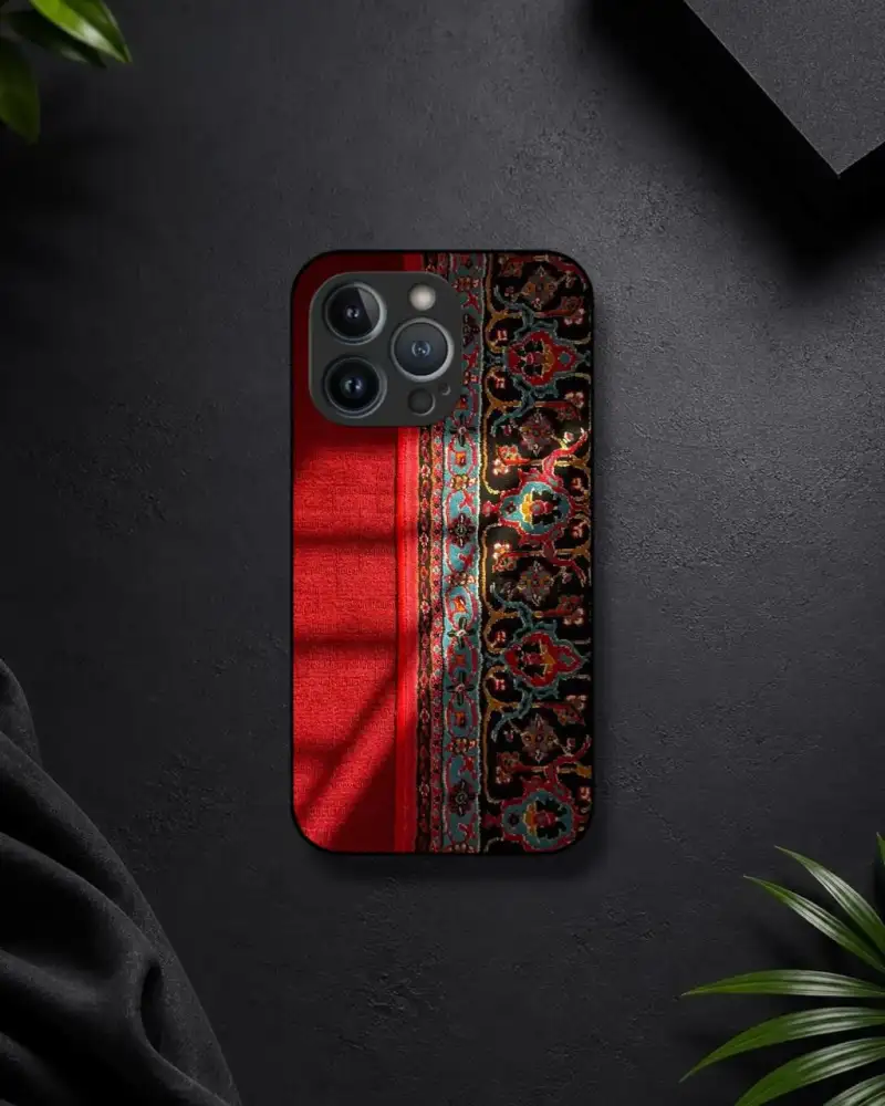 TRADITIONAL GLASS CASE