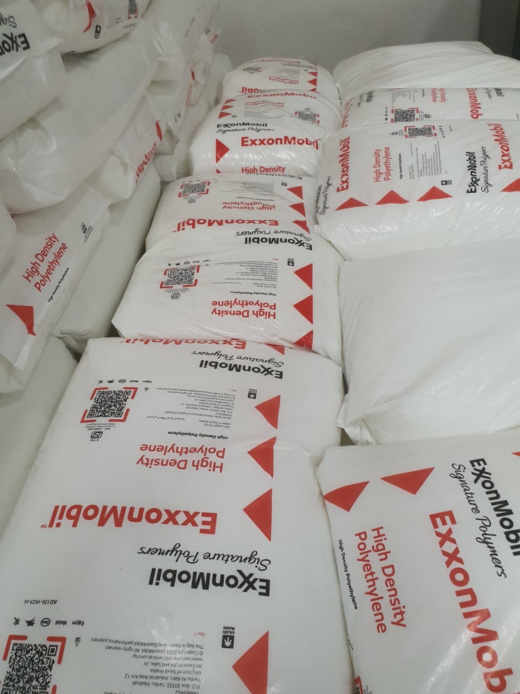 Ammonium Chloride (99.5% min, Standard Packaging) in commercial industrial packaging