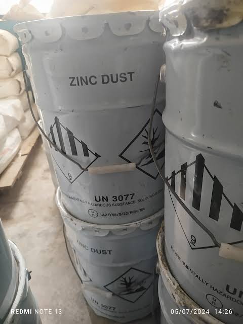 Zinc Dust / Zinc Powder (99% min Merrill-Crowe process, Standard Packaging) in commercial industrial packaging