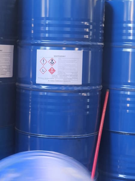 White Spirit / Mineral Spirits (LAWS Solvent Flash point >38C, Standard Packaging) in commercial industrial packaging