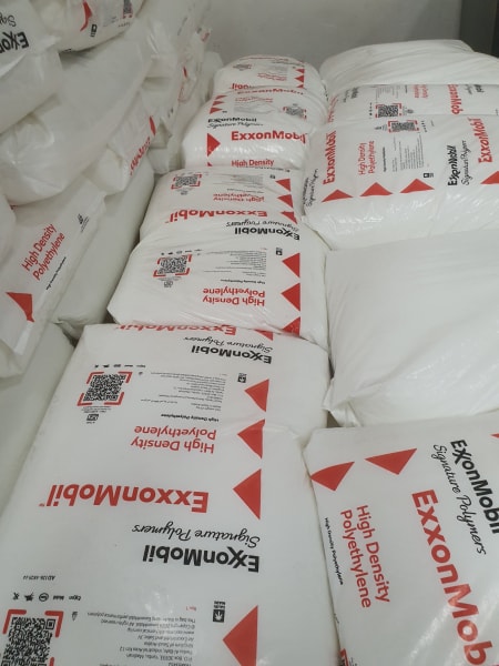 Ammonium Chloride (99.5% min, Standard Packaging) in commercial industrial packaging