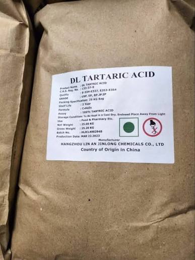 DL-Tartaric Acid (Technical Grade, Liquid) in commercial industrial packaging