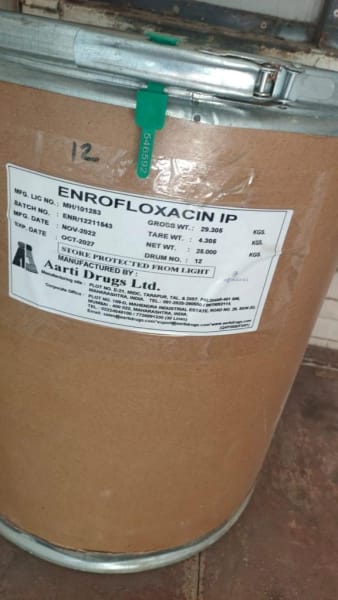 Enorfloxacin (Technical Grade, Liquid) in commercial industrial packaging