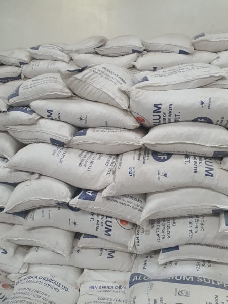 Ferrous Sulphate (P2O5: 68% min, Standard Packaging) in commercial industrial packaging