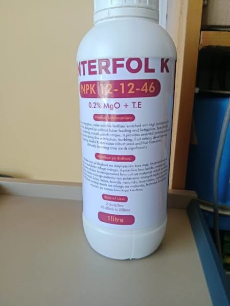 Foliar Fertilizers (Technical Grade, Powder) in commercial industrial packaging