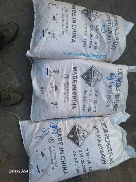 Sodium Sulphide Flakes (Technical Grade, Powder) in commercial industrial packaging
