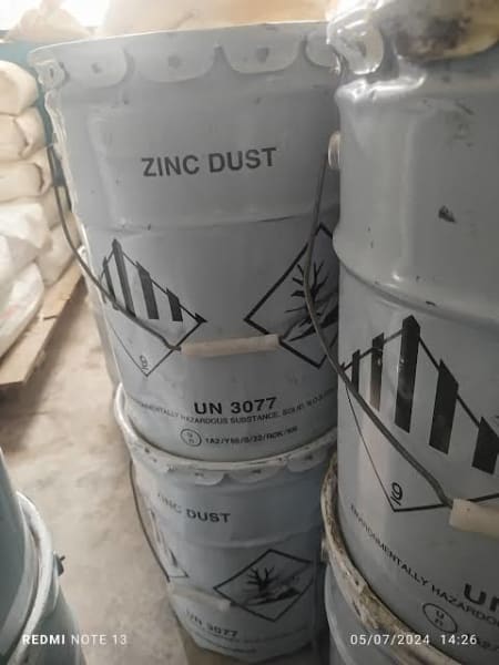 Zinc Dust / Zinc Powder (99% min Merrill-Crowe process, Standard Packaging) in commercial industrial packaging