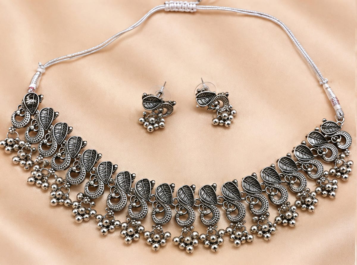 Peacock Oxidised Silver Choker Set