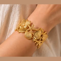Sea Shell Charm Handcuff