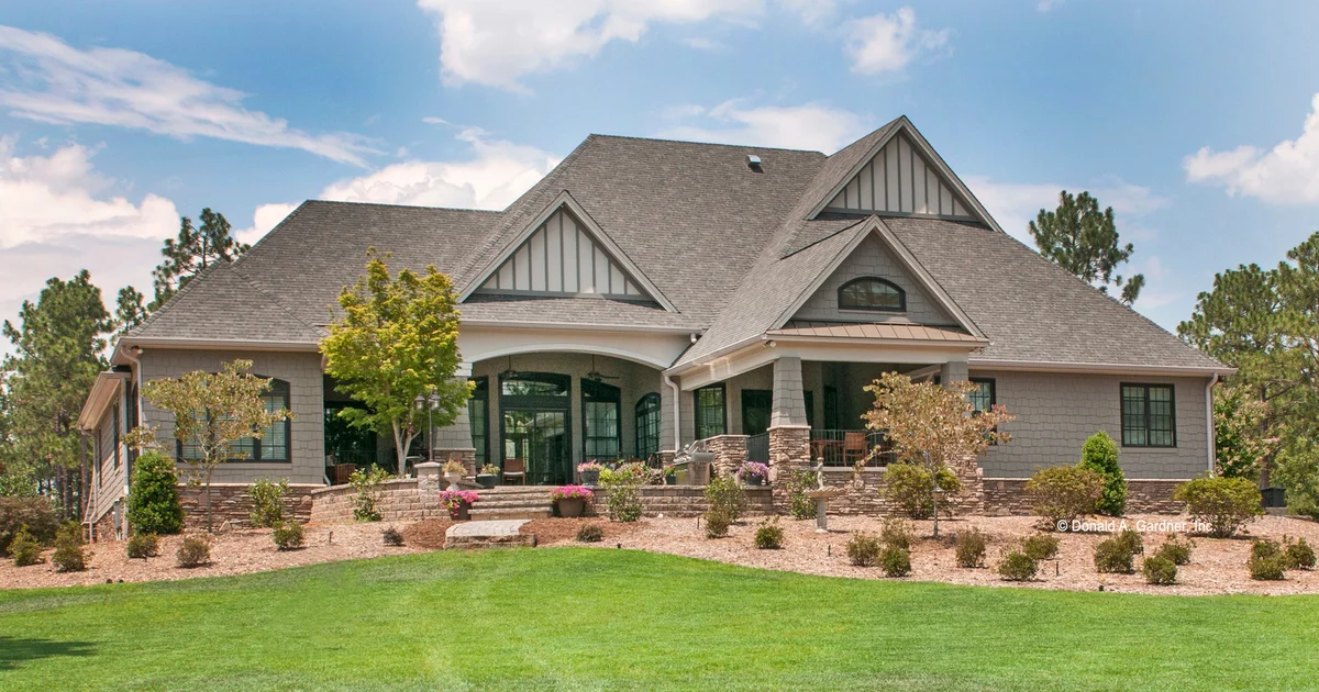 How Much Mulch Do I Need?