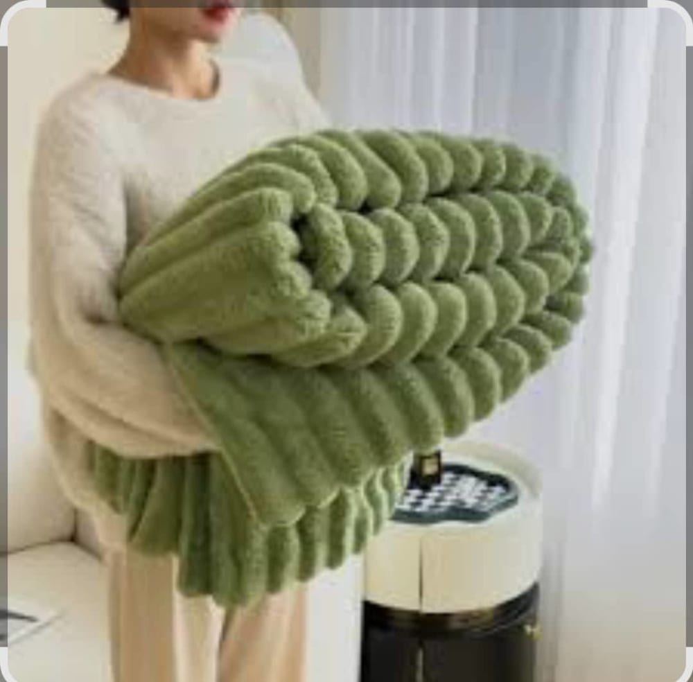Big size imported polish blanket  view 4