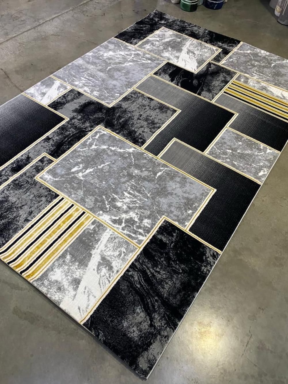 5by7ft black High quality Turkish center rug 