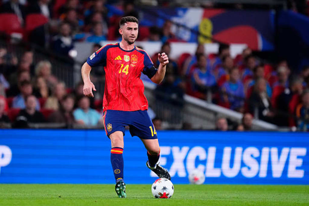 Valencia host Athletic Club in La Liga on October 17. Read the match preview, tactical factors and predicted score for this Spanish league clash.