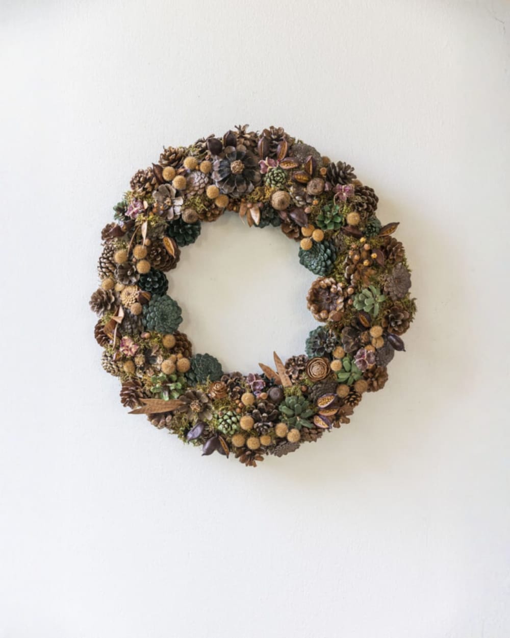 Multicolour Pinecone Wreath
